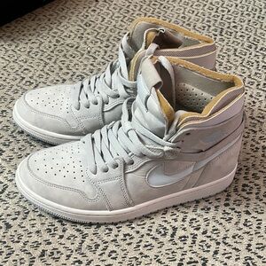 Women’s 7: Jordan 1 High Zoom Comfort 'Cool Grey Light Blue'
